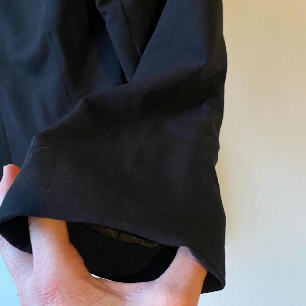 Black Blazer Womens Medium Button Pockets Trendy - Picture 9 of 9